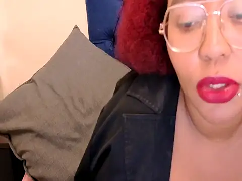 EbonySkyeXX webcam