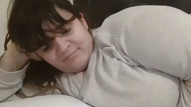 Bombon_ok live cam on StripChat