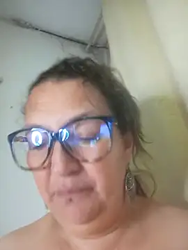 _Saraqueen-- webcam