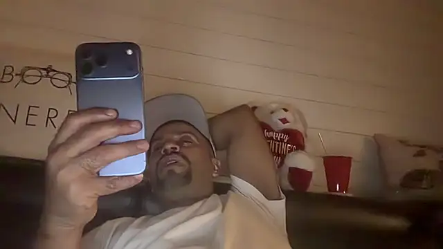 AdonisNarcissus webcam