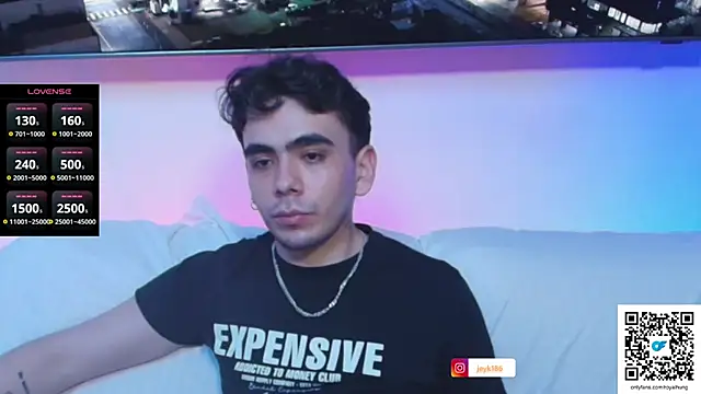 adonisZafiro webcam