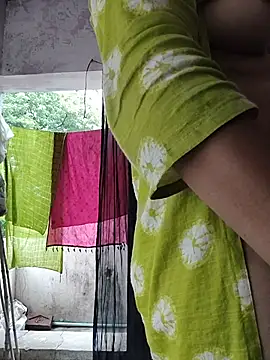 Miss_Sakina webcam