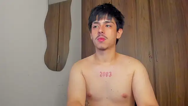 Maximo_Miller webcam
