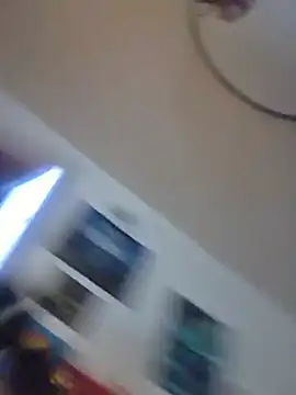 LoveLibz169 webcam