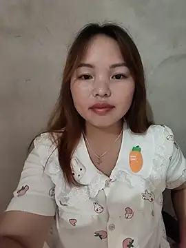 Mina_xYx webcam
