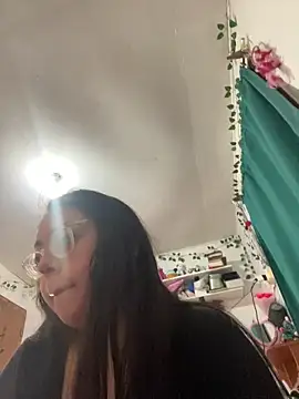 indiegirl666 webcam
