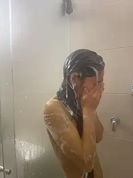 Lucyjoi webcam