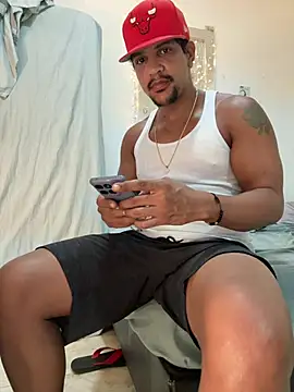 bigdick211292 webcam