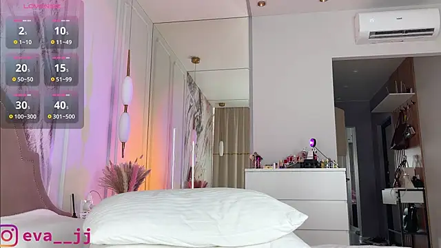 Eva_JJ live webcam show