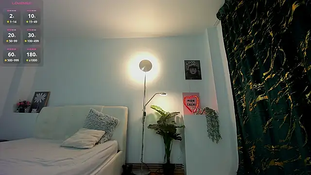 innocent_eva1 webcam