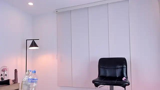 charlie_euse (T teen) - show cum