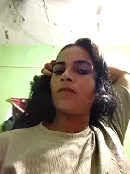 Big_soniya55A live cam on StripChat