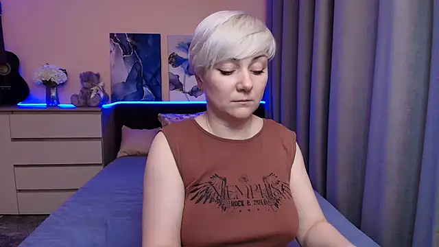 blondpearl's live room