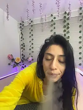 Lucyjoi webcam