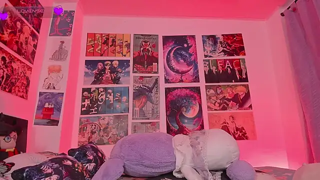 MissCurvyTop webcam