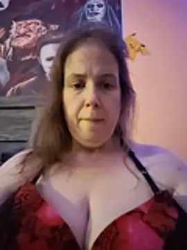 023thickandjuicy07 live cam on StripChat