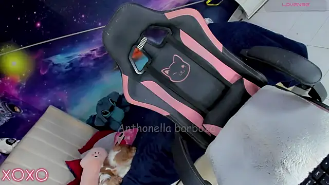 Nella_Dolls webcam
