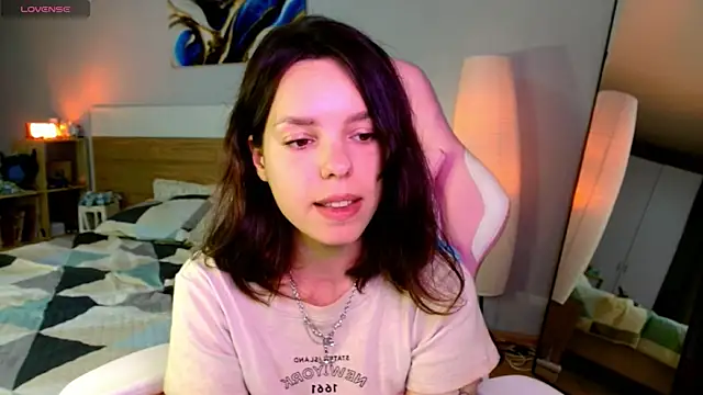 Maya_Campbell webcam