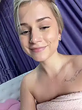 NinaVerse live cam