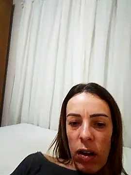 mel7cat (F milf) - Dildo na buceta e plug no 🍑