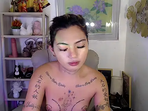 JasmineHiller webcam
