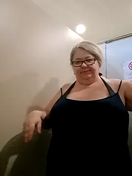 sex2 (F mature) - tip menu according to your wishes