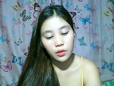 SexyAsianPussy4u live webcam show