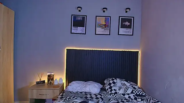 Leo_Savage_ webcam