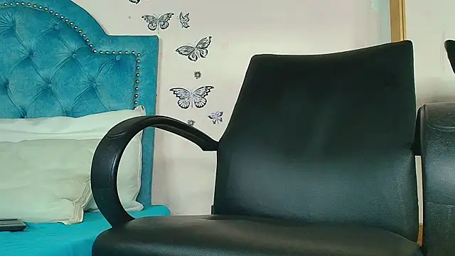 Charlie_Latino webcam