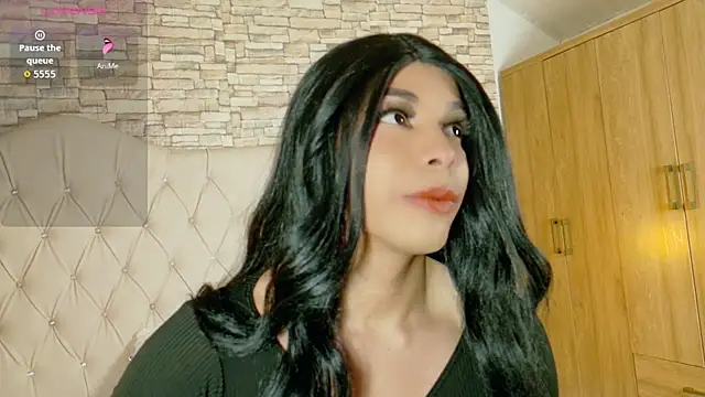 Modelo: Giorgina_Parado