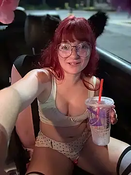 urpuppymoon webcam