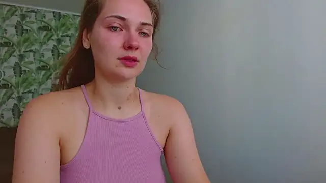 Olivia_shine live cam on StripChat
