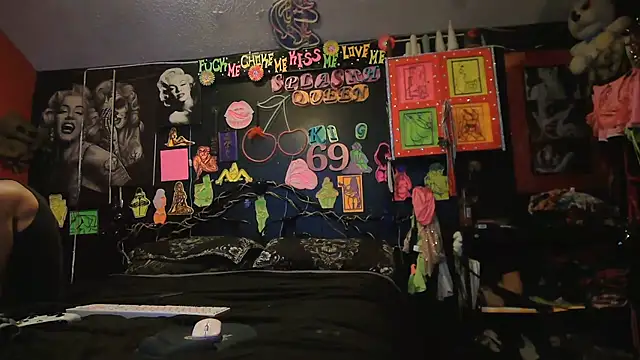 Splash_Queen420 webcam