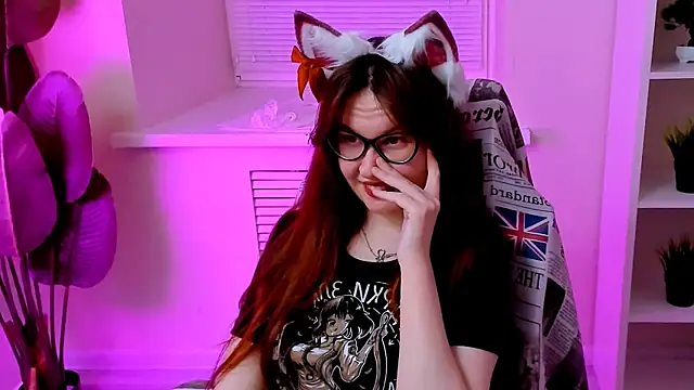 CarolGiggly webcam
