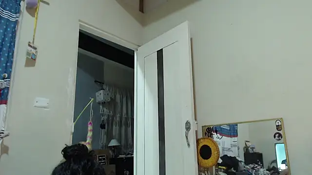AlinaWoolf_ webcam
