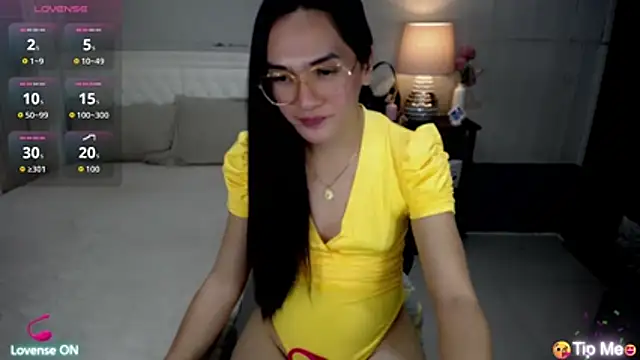 AsianSweetHeartxX webcam