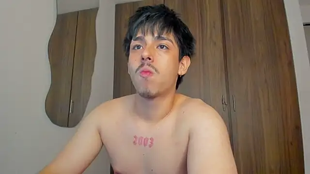 Maximo_Miller webcam