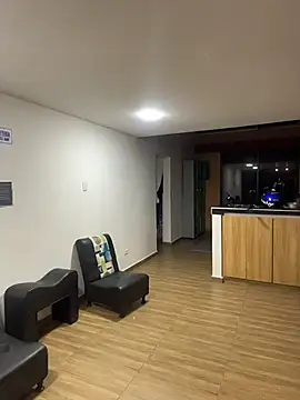 Lucyjoi webcam