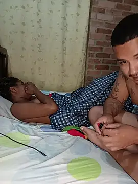 OshunHoney live webcam show