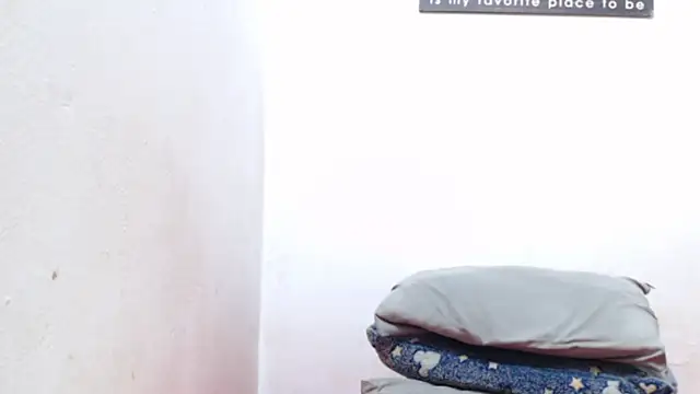 alejandra_c19c webcam