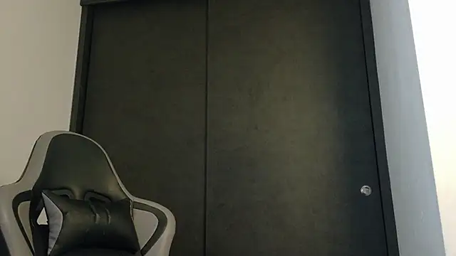 eren_jeager's live room