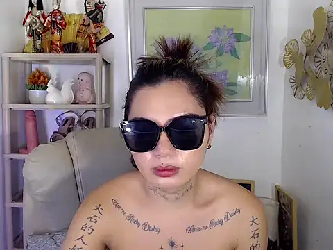 JasmineHiller webcam