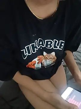 Wild_Mahira webcam