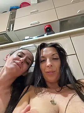 Almmaxxxx webcam