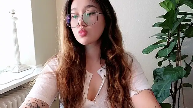 jennatyan - Jennatyan's free webcam - UK Sex Cams
