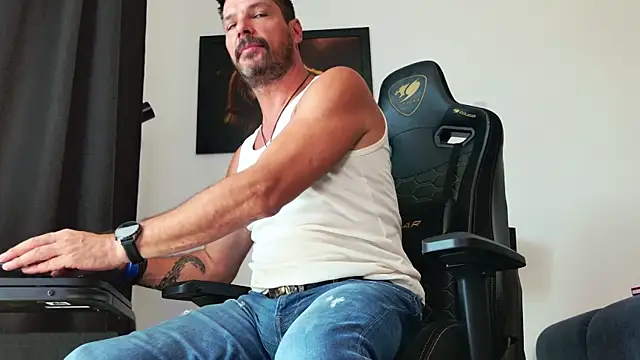 chriskox's live room