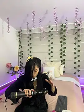 Lucyjoi webcam