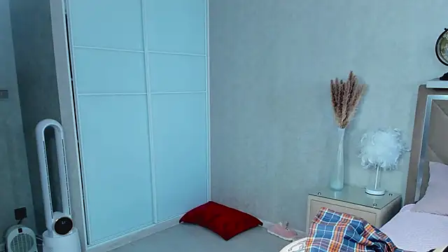MiaKarlos webcam