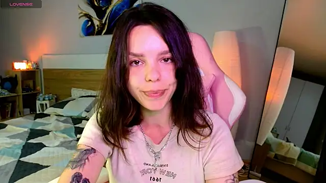 Maya_Campbell webcam