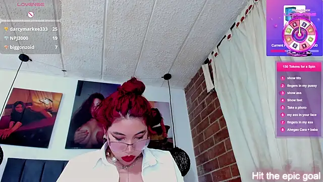 kyliejenner_hot live cam on StripChat
